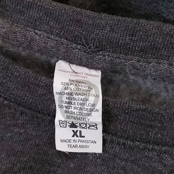 Motion City Soundtrack Sweatshirt - Picture 5 of 5